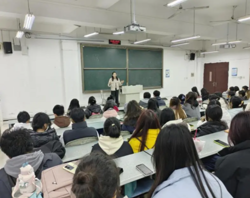 屏幕截图 2025-05-13 104958.png