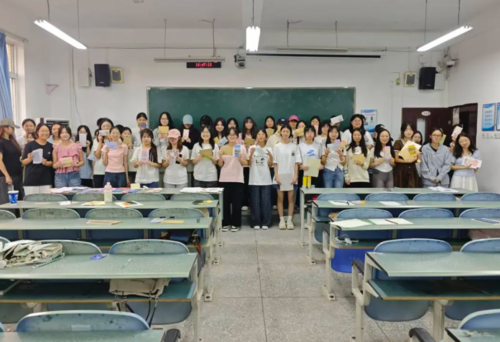 屏幕截图 2025-12-28 181052.png