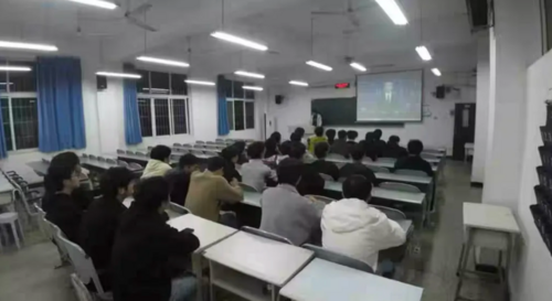 屏幕截图 2025-12-28 183158.png