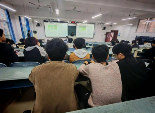 屏幕截图 2025-12-28 184040.png